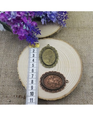 Kolye Ucu - Kenarı Şekilli Eskitme Oval Bakır