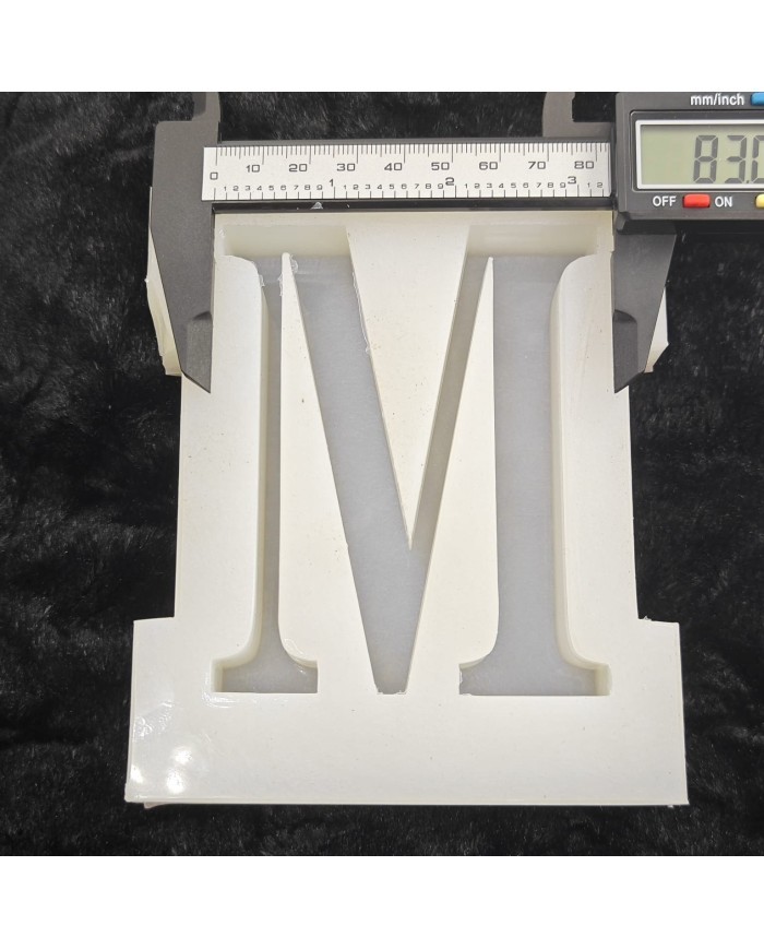 M Harfi Epoksi Beton Mum Kalıp - L Boy