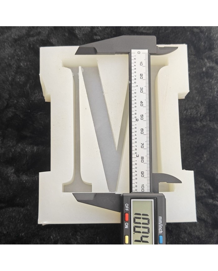 M Harfi Epoksi Beton Mum Kalıp - L Boy