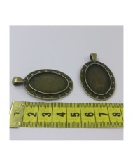 Oval İşlemeli Kolye Ucu