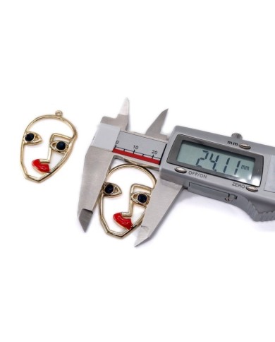 Kadın Sureti Makyaj - Kolye Ucu - 1 adet